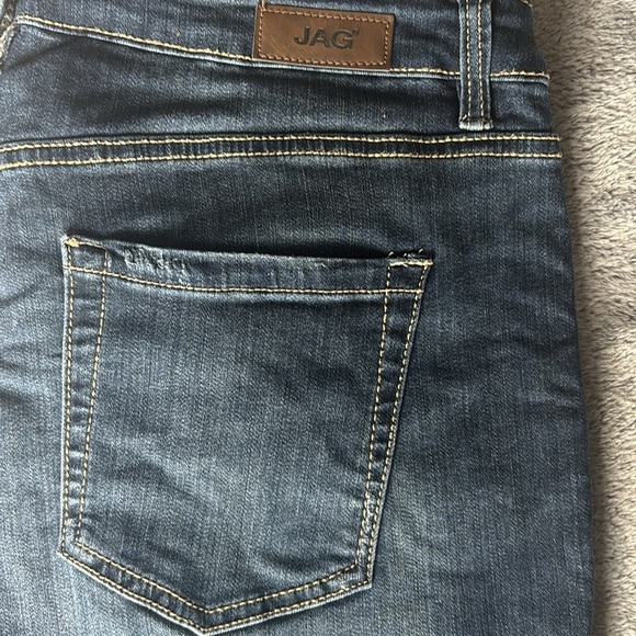 JAG Jeans Girlfriend Jeans in Dark Wash Size 10/30 EUC - Picture 5 of 9